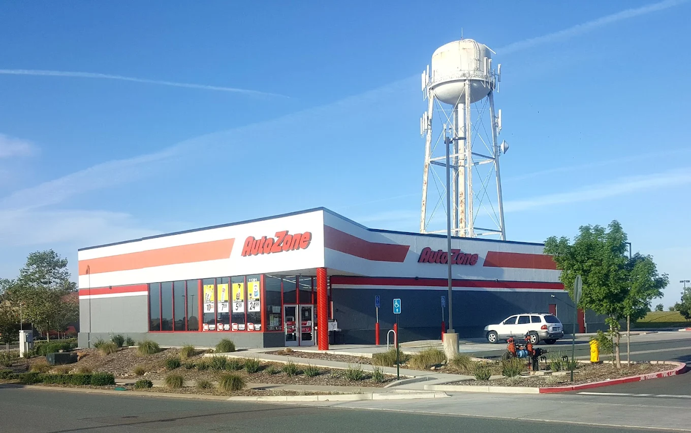 AutoZone 8 | Store