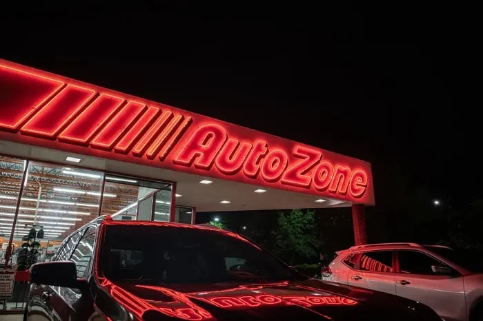 AutoZone 8 | Store