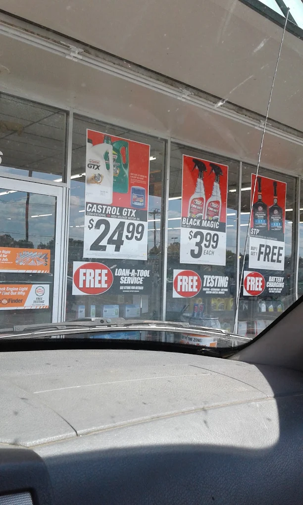 AutoZone 8 | Store