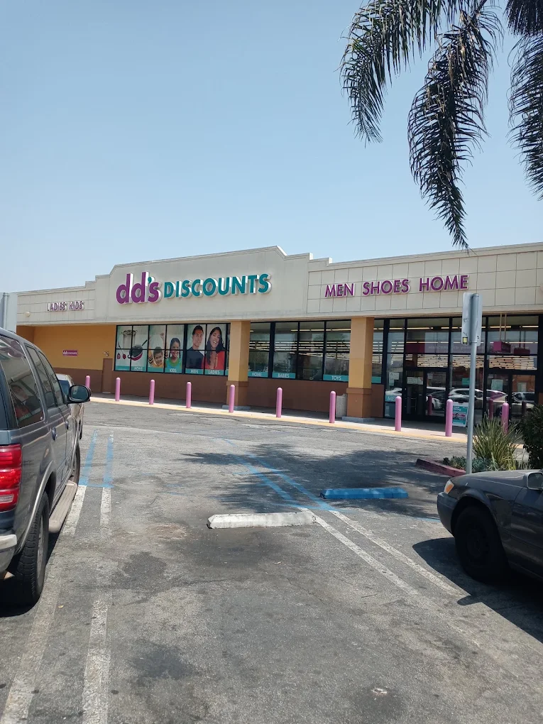 AutoZone 8 | Store