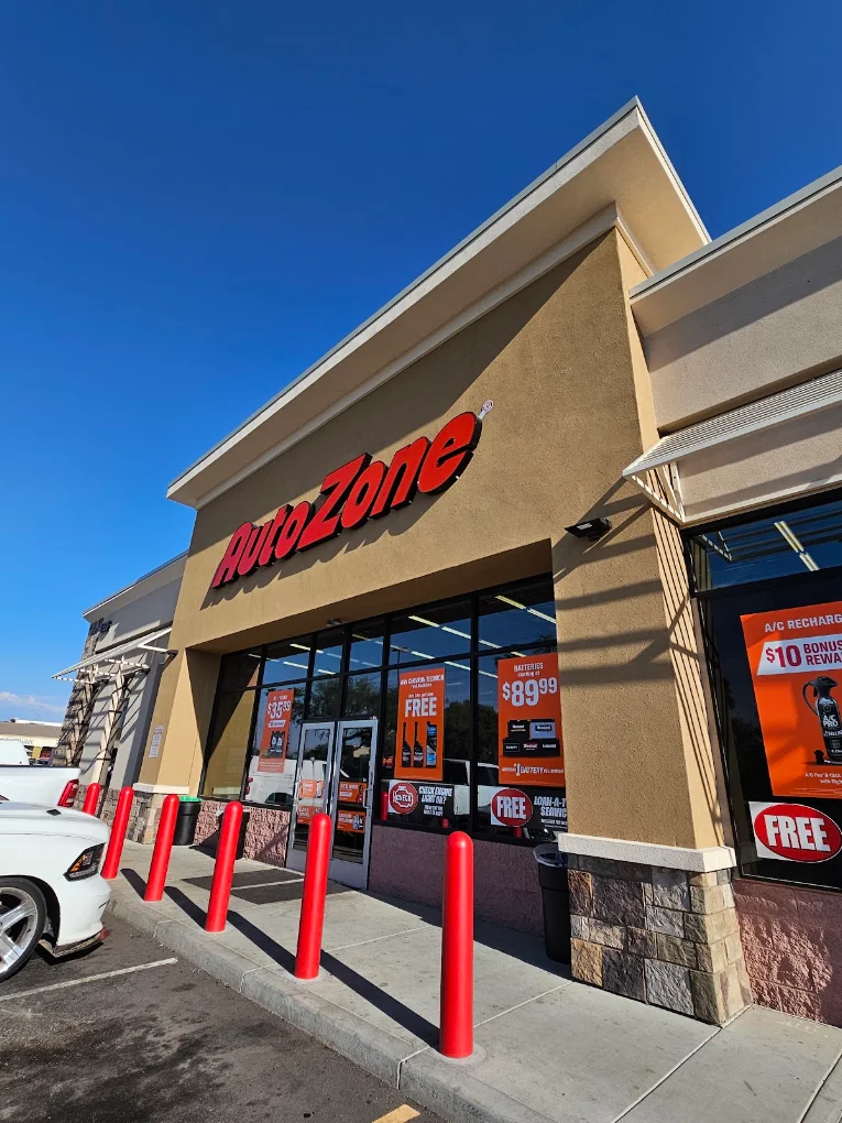 AutoZone 8 | Store