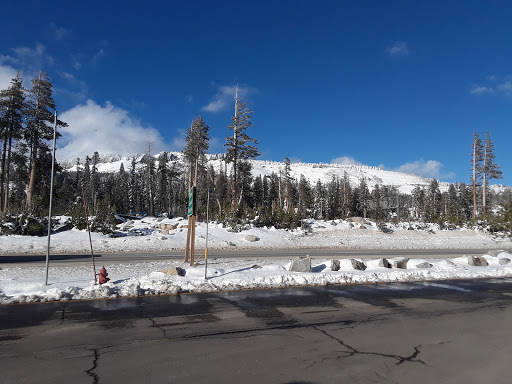 Donner Summit California State Snopark Travel | Park