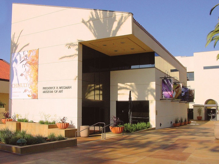 Frederick R. Weisman Museum of Art Logo