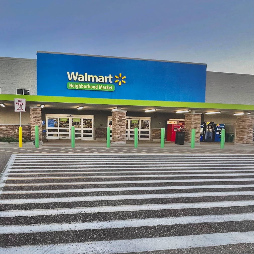 Neighborhood Market Shopping | Supermarket