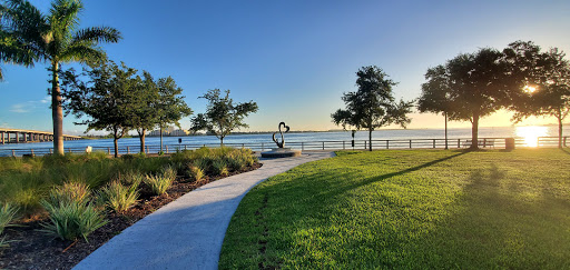 Riverwalk Travel | Park