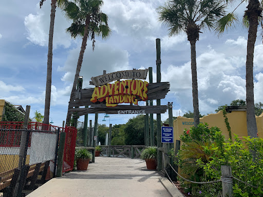 Shipwreck Island Water Park Entertainment | Water Park