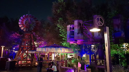 Sorcerer's Workshop Anaheim Theme Park 005