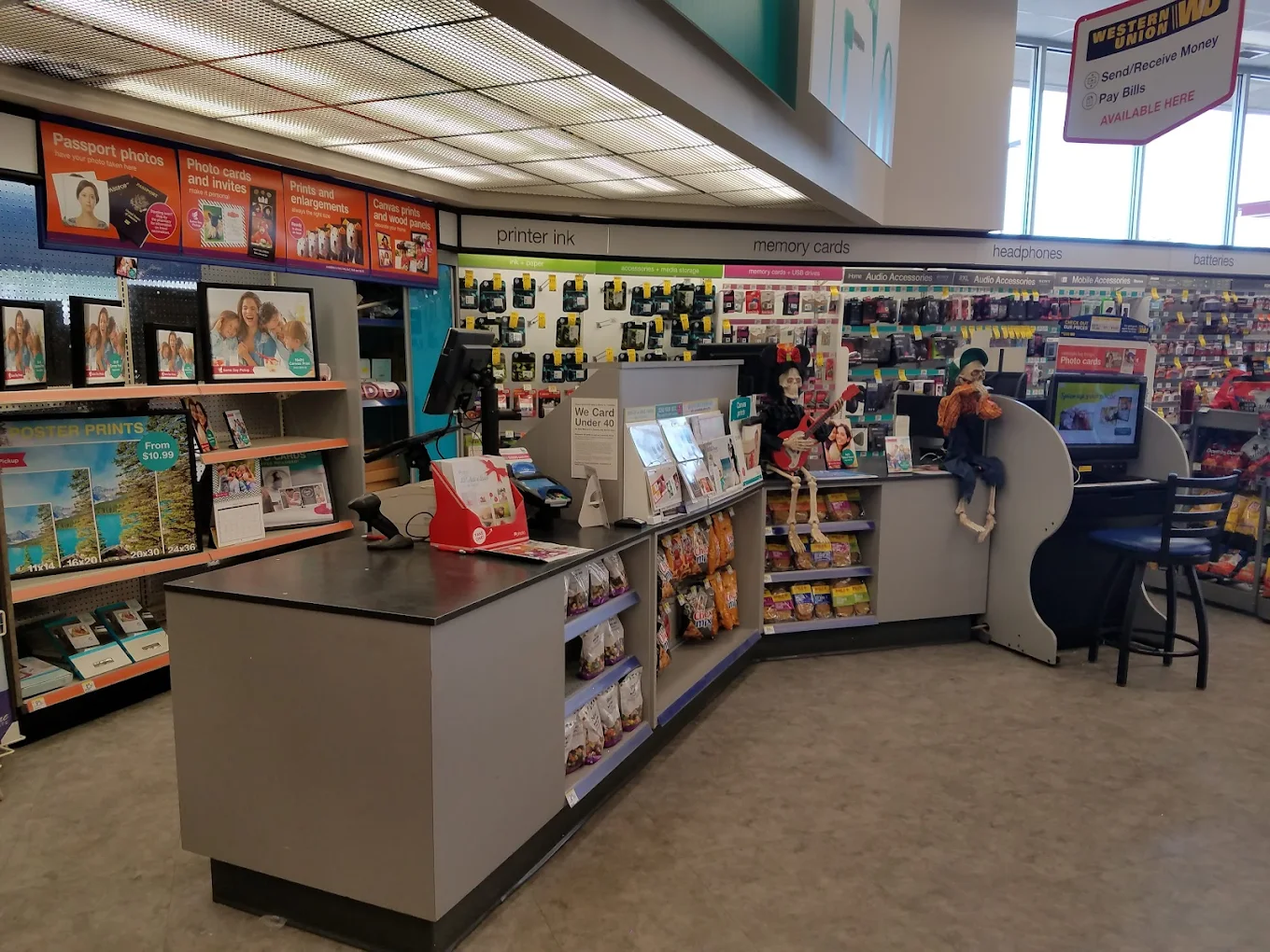 Walgreen Shopping | Store