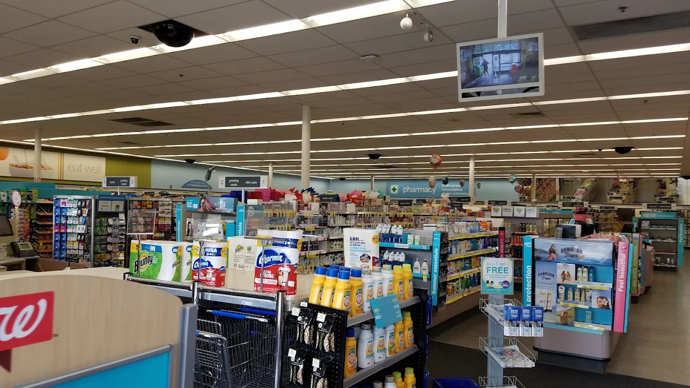 Walgreen Shopping | Store