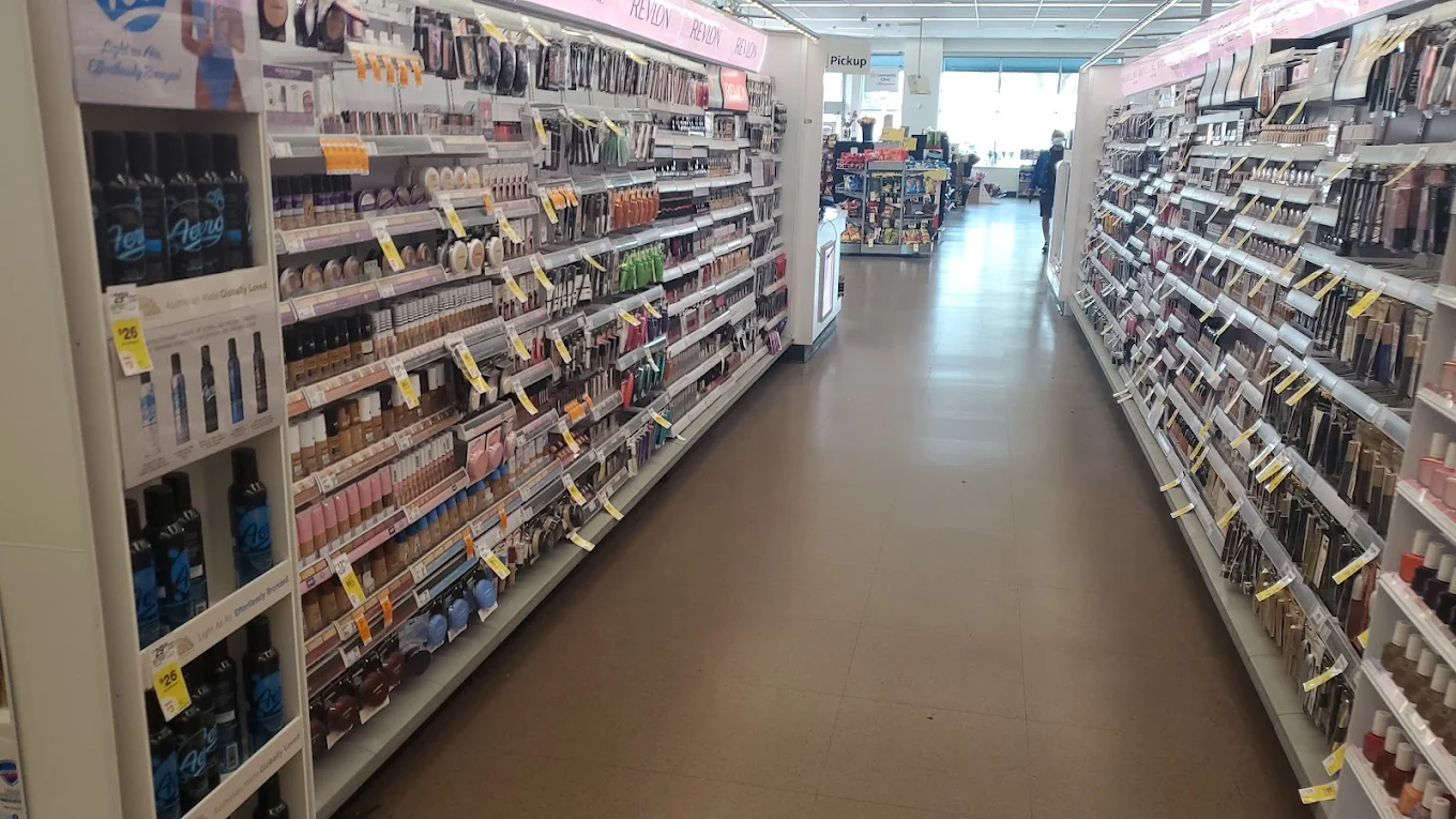 Walgreen Shopping | Store