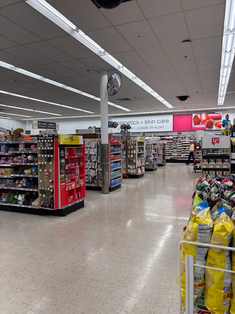 Walgreen Shopping | Store