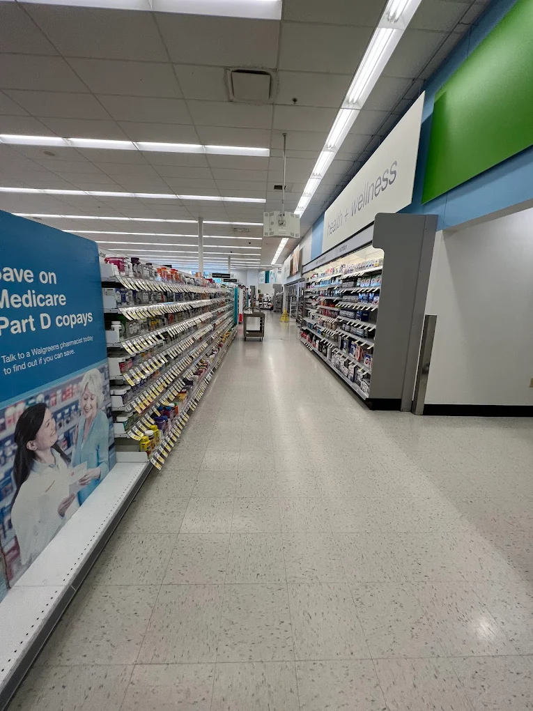 Walgreen Shopping | Store