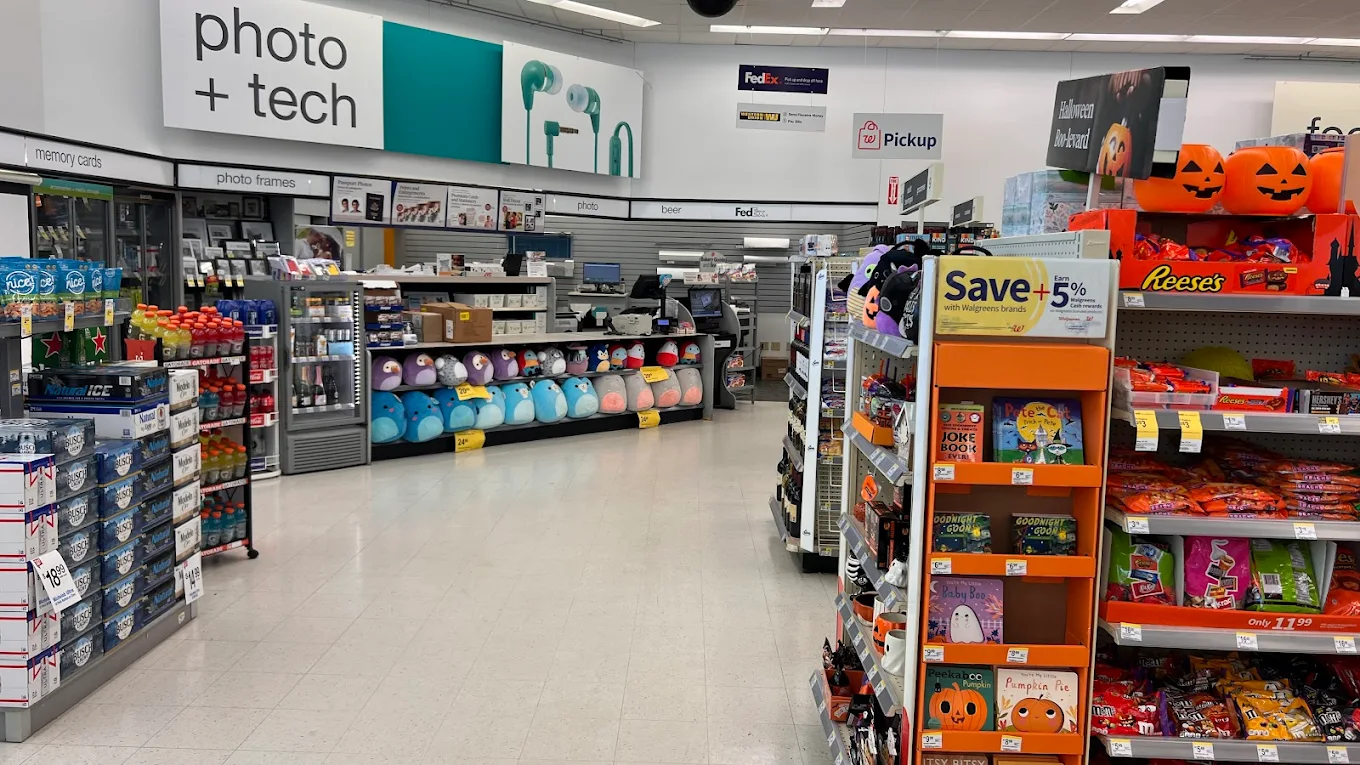Walgreen Shopping | Store