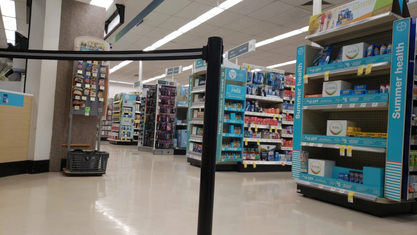 Walgreens 8 | Store