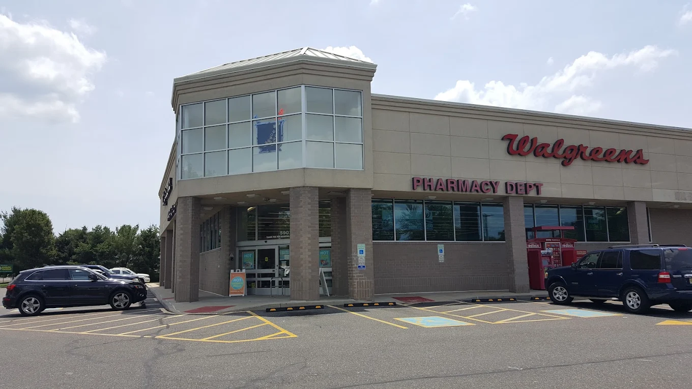 Walgreens 8 | Store