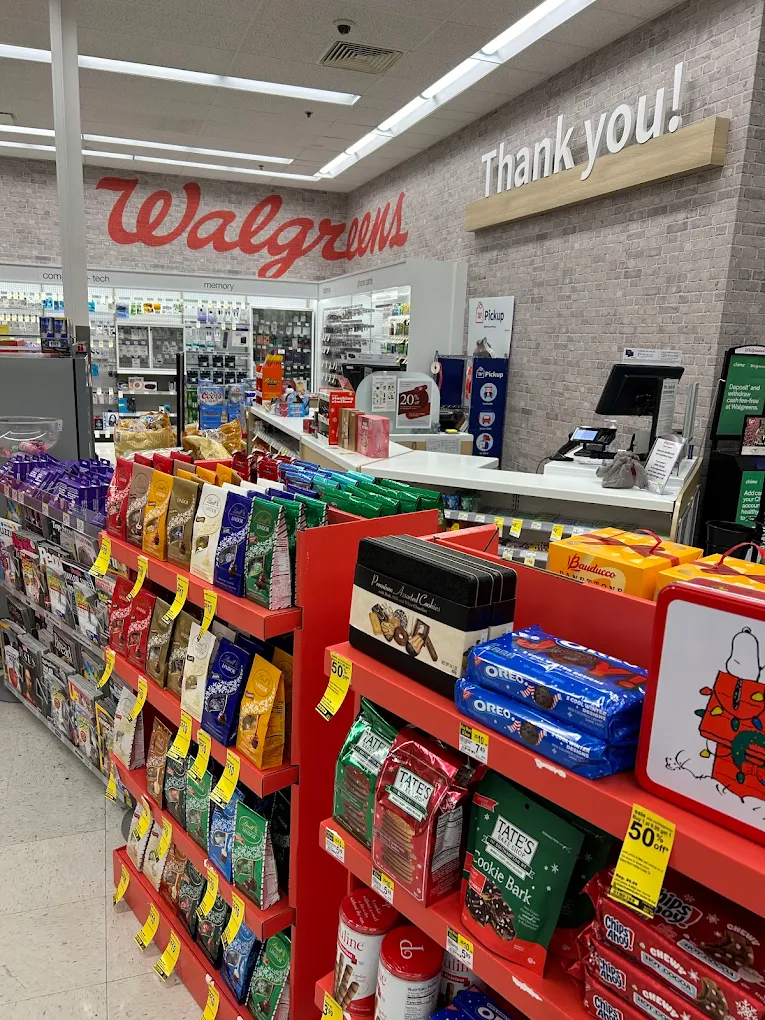 Walgreens 8 | Store