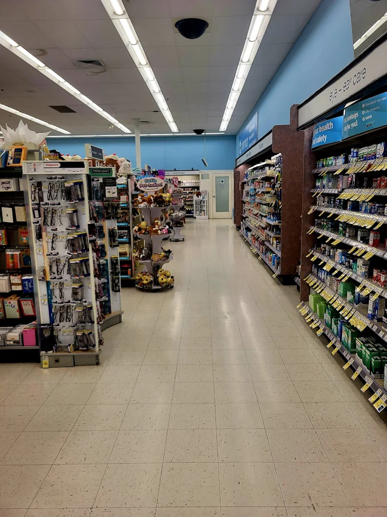 Walgreens 8 | Store