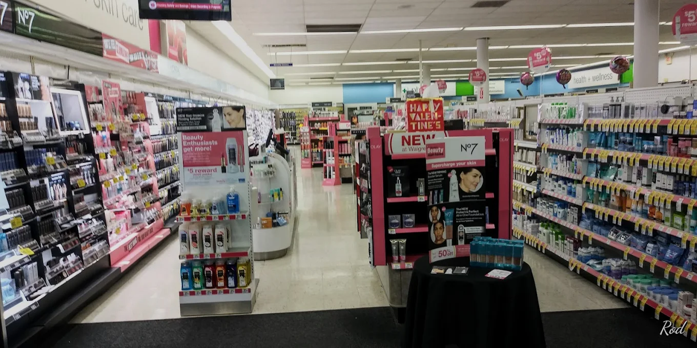Walgreens 8 | Store