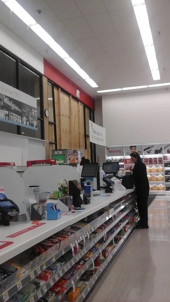 Walgreens 8 | Store