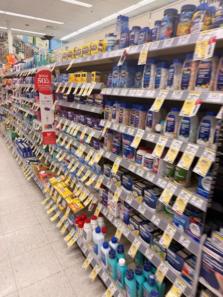 Walgreens 8 | Store