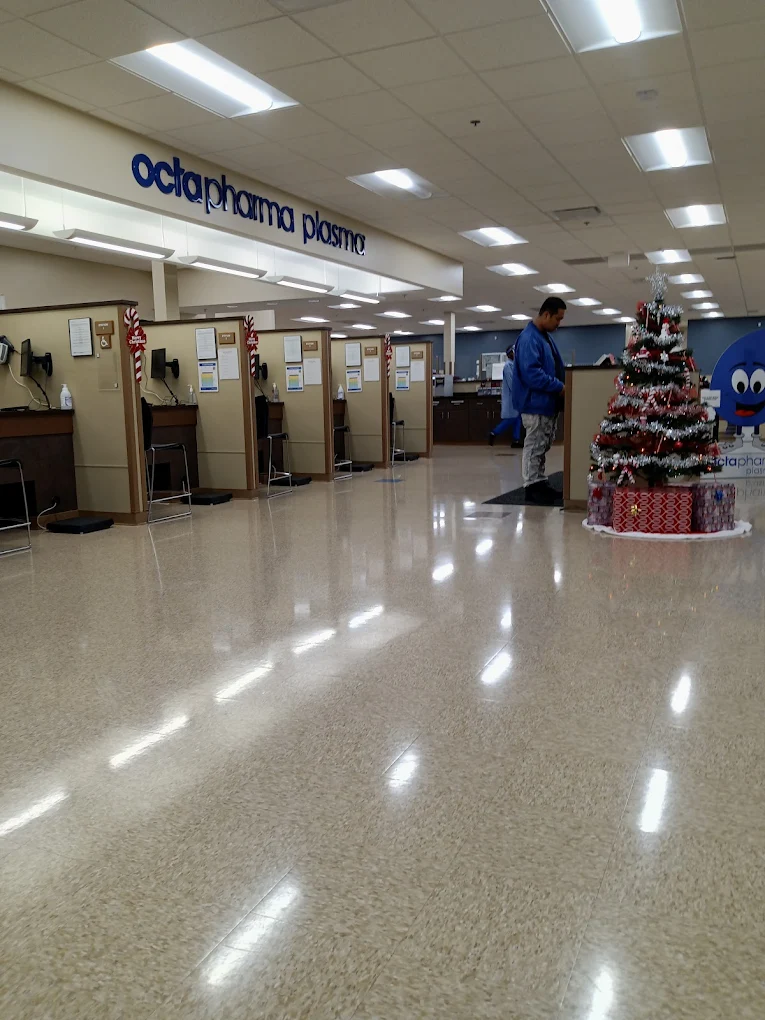 Walgreens 8 | Store