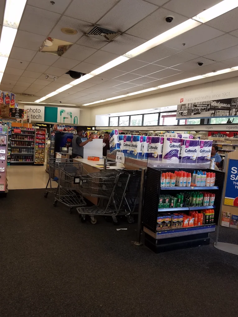 Walgreens 8 | Store
