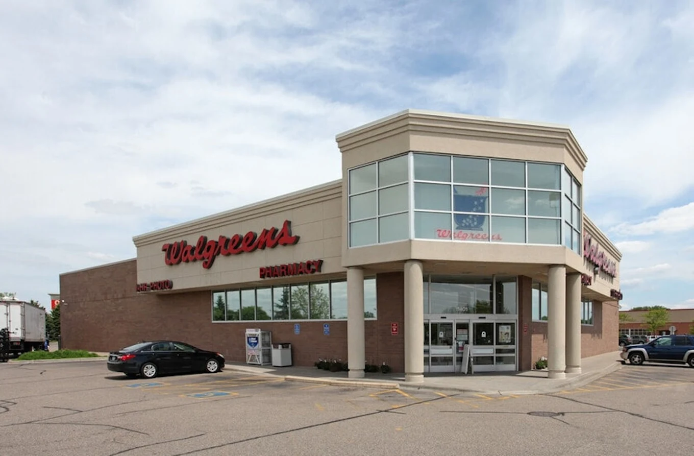 Walgreens 8 | Store