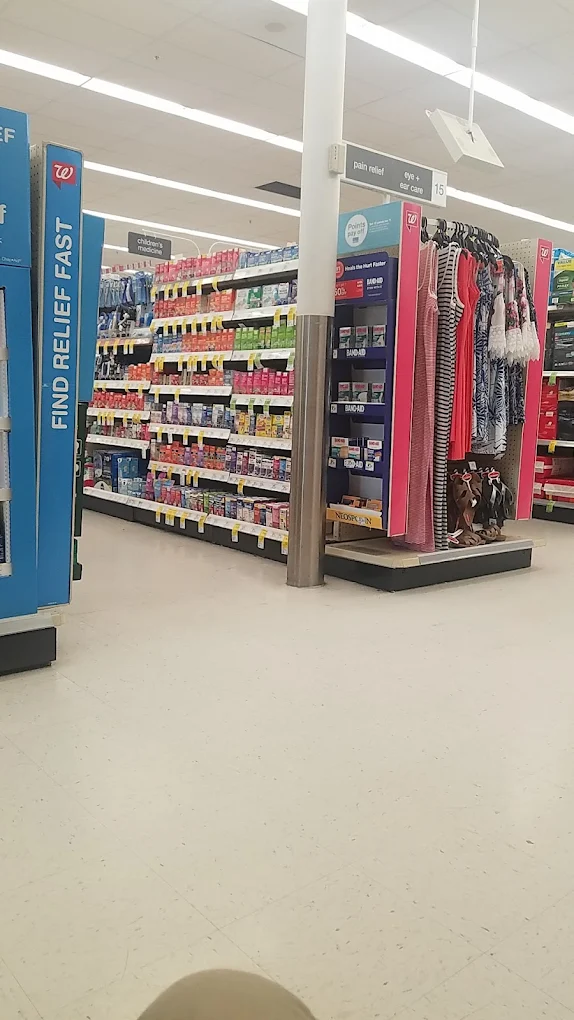 Walgreens 8 | Store