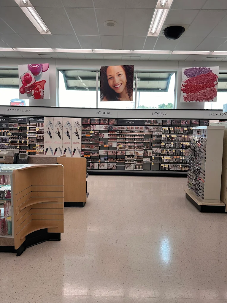 Walgreens 8 | Store