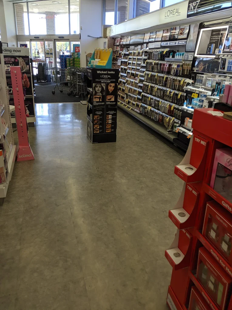 Walgreens 8 | Store