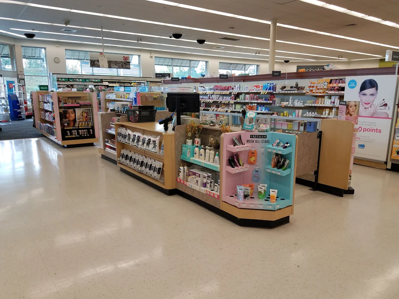 Walgreens 8 | Store