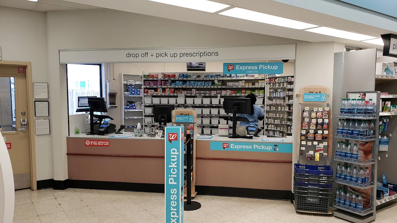 Walgreens 8 | Store