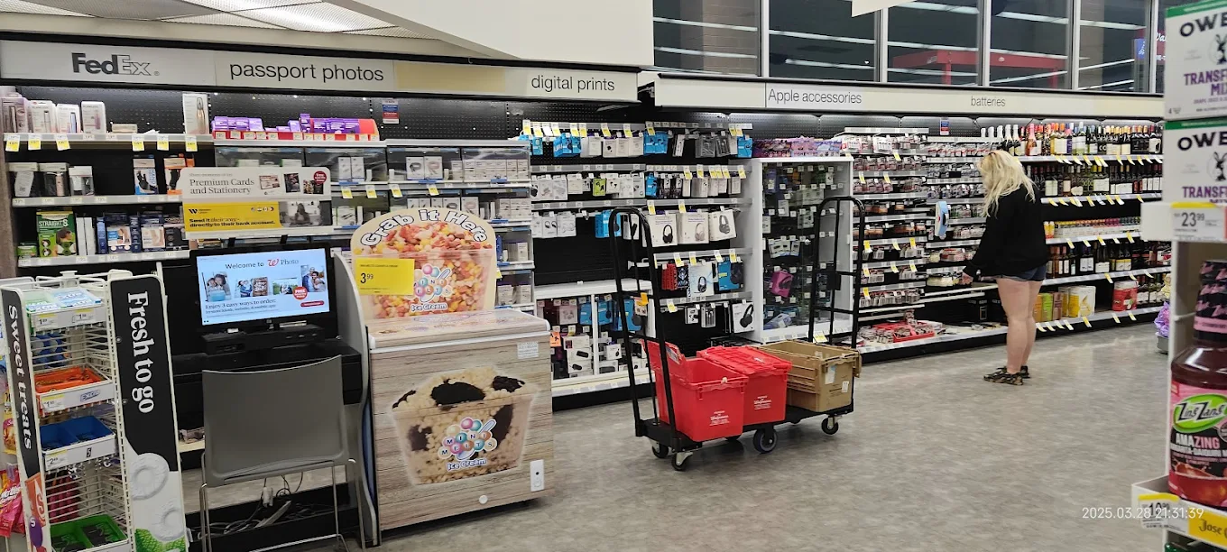 Walgreens 8 | Store