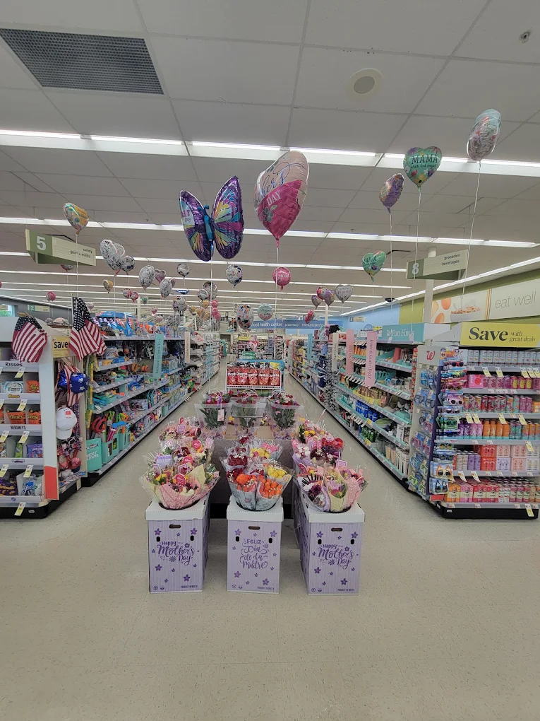 Walgreens 8 | Store