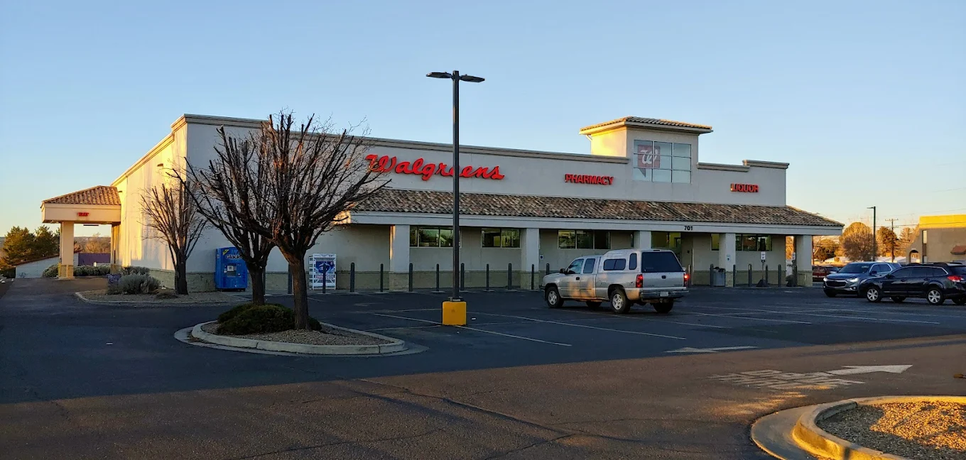 Walgreens 8 | Store