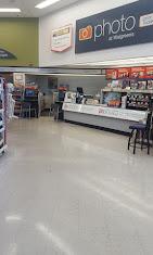 Walgreens 8 | Store