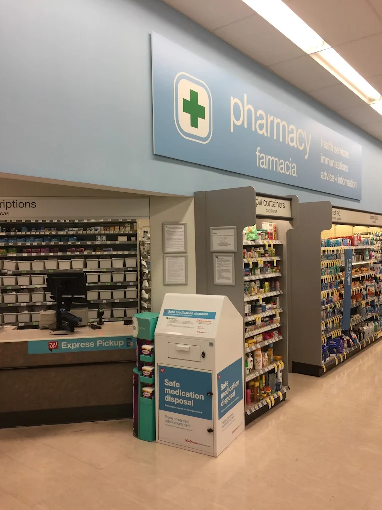 Walgreens 8 | Store