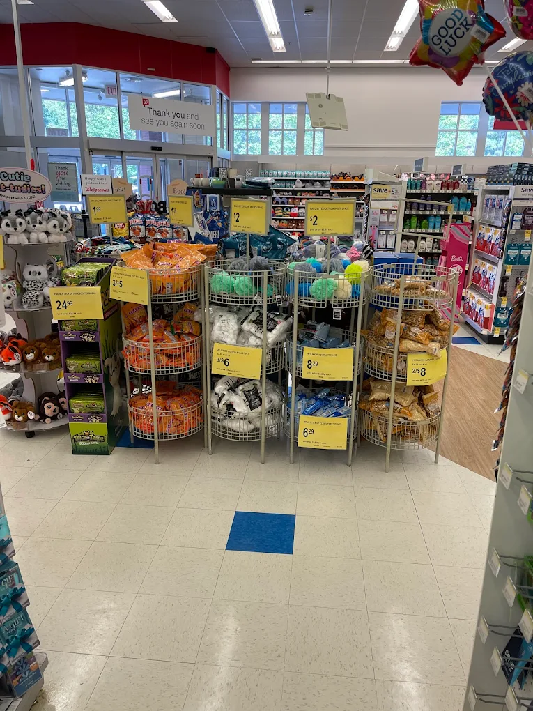 Walgreens 8 | Store