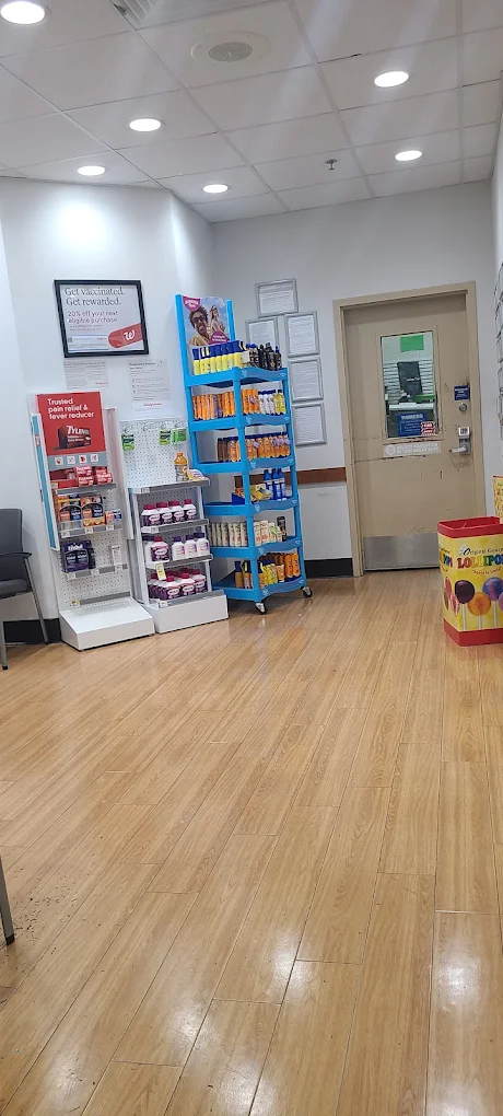 Walgreens 8 | Store