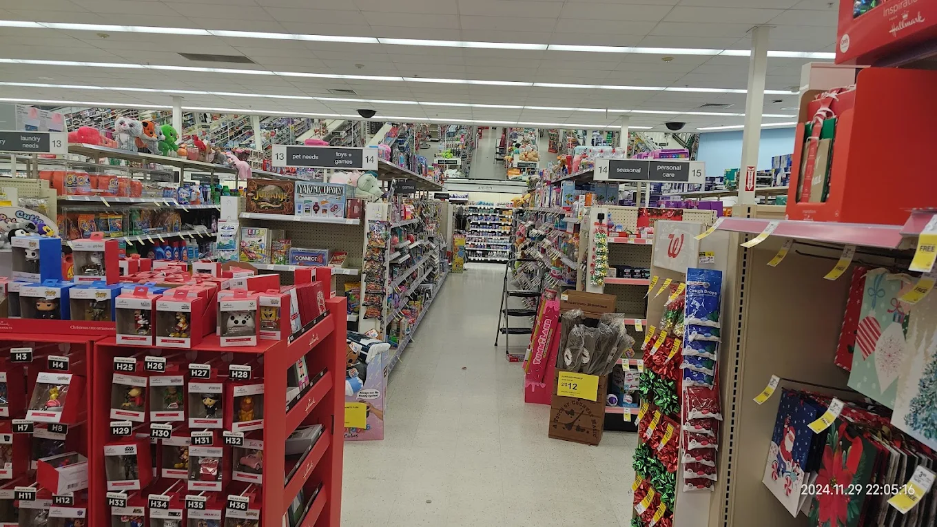 Walgreens 8 | Store