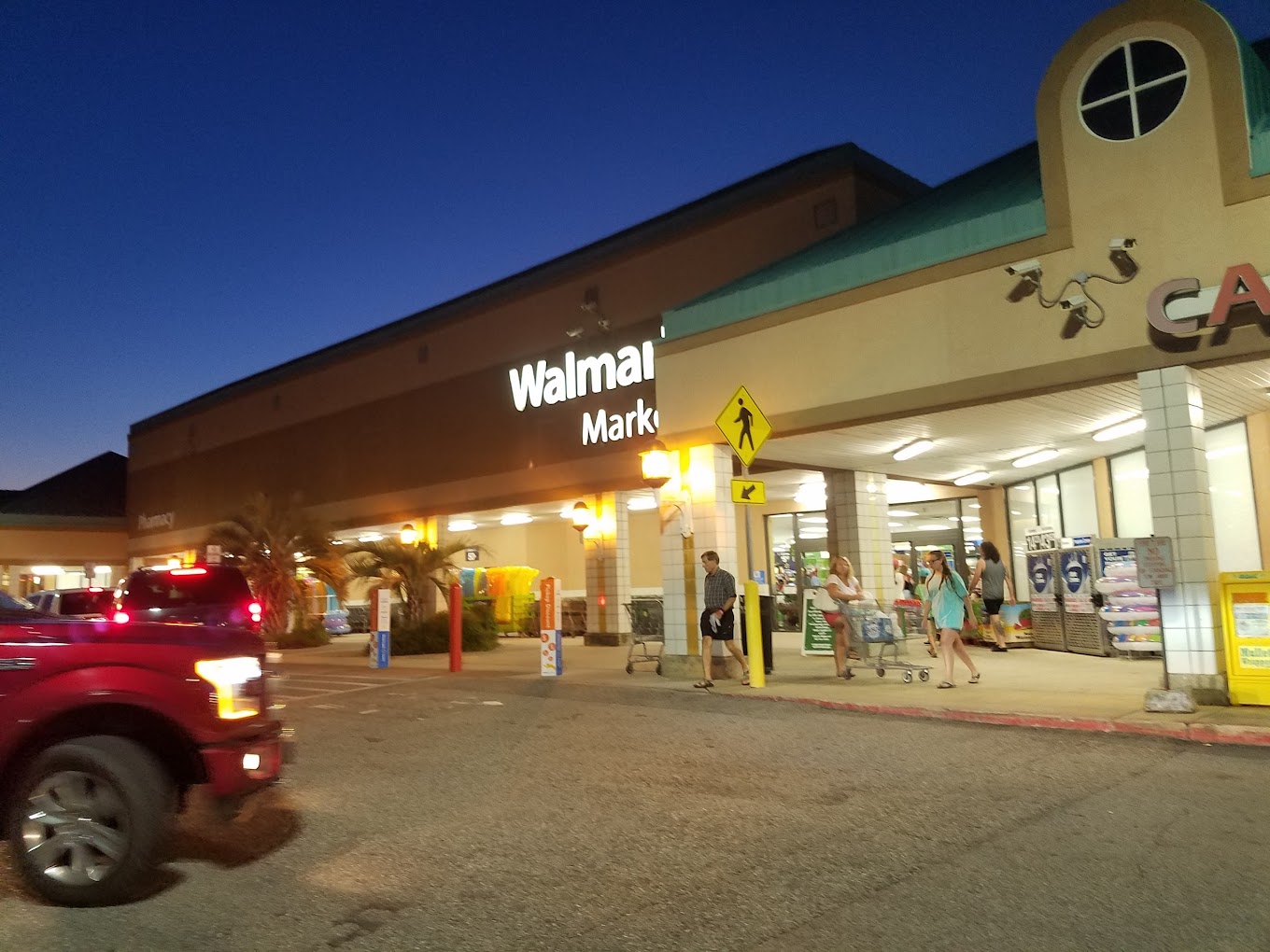 Walmart Neighborhood Market Shopping | Supermarket