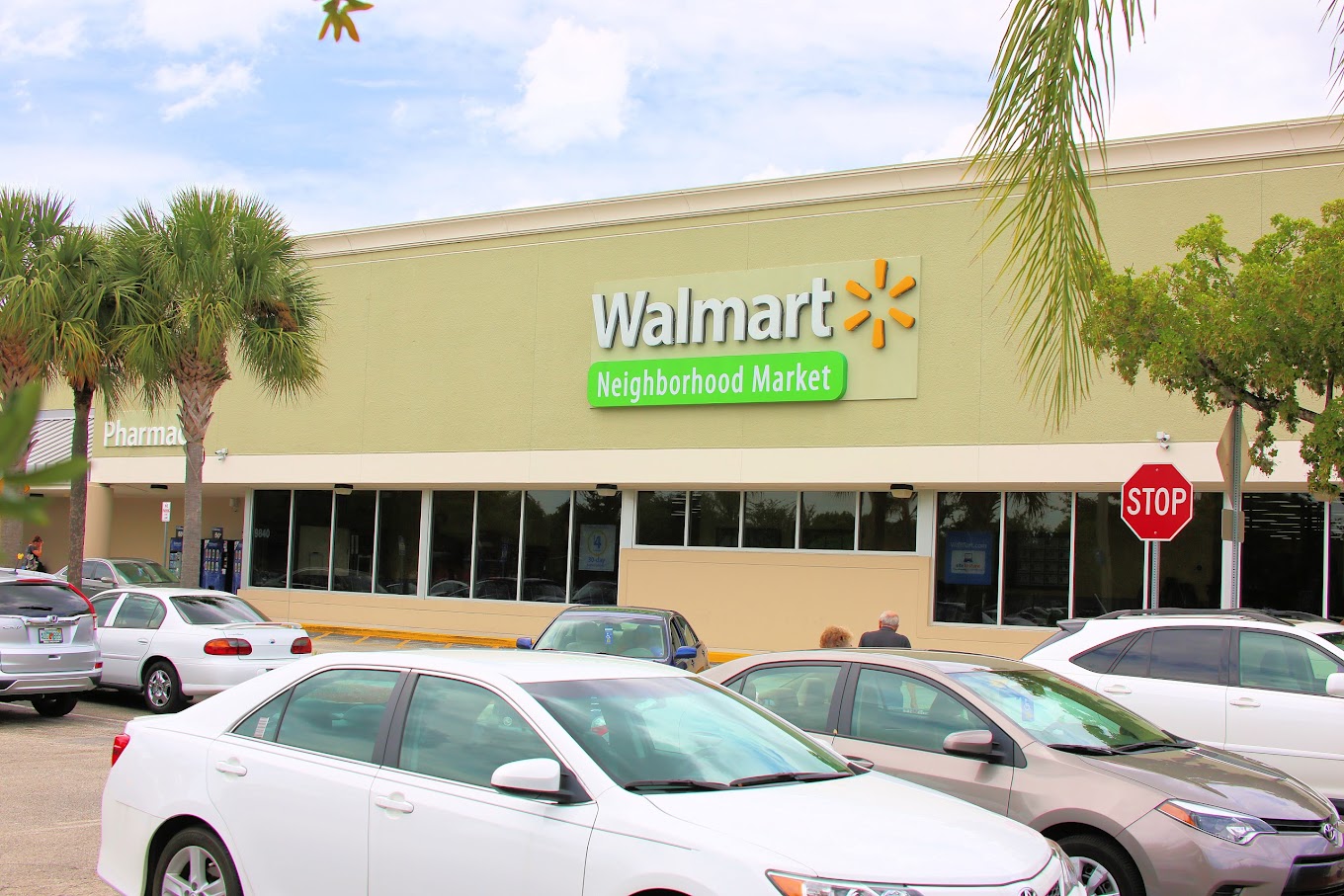 Walmart Neighborhood Market Shopping | Store