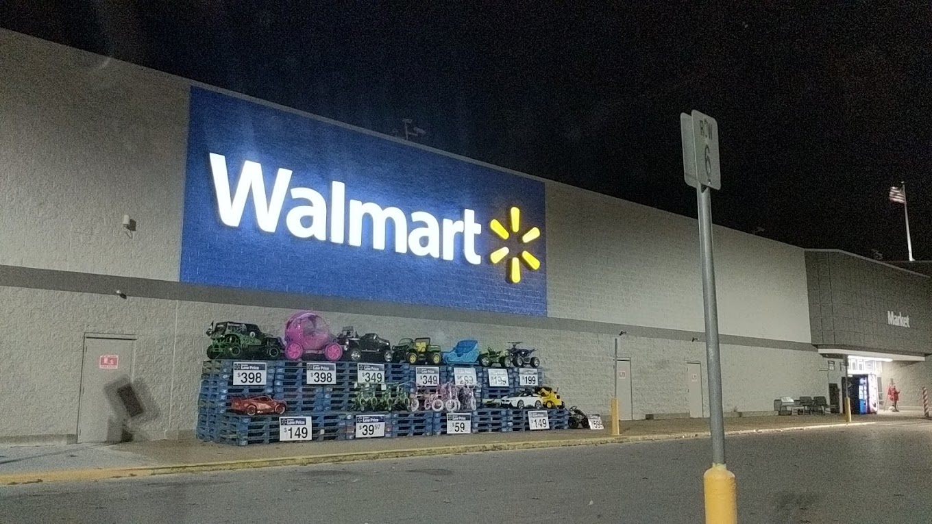 Walmart Supercenter Shopping | Supermarket
