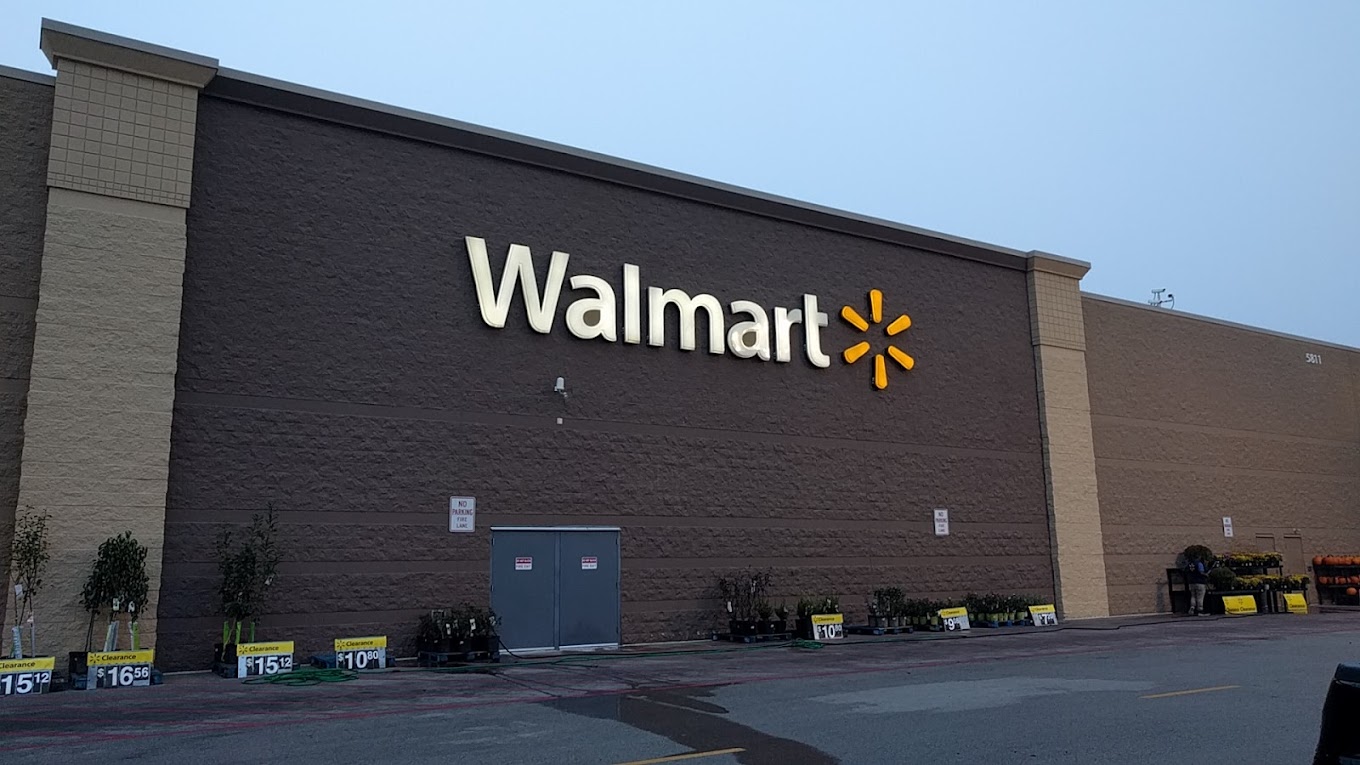 Walmart Supercenter Shopping | Supermarket