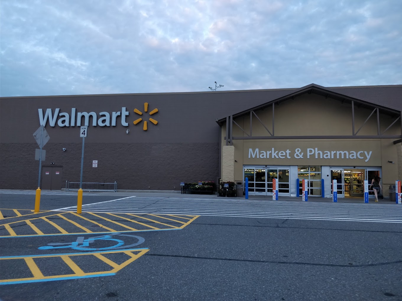 Walmart Supercenter Shopping | Supermarket